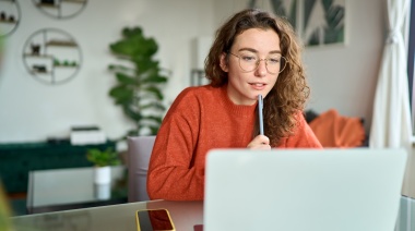 🚀 ¿Cómo usar Google Analytics 4 en medios online de noticias según expertos?